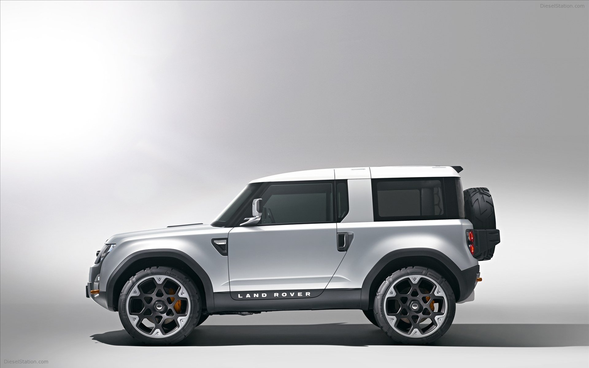 Land Rover Defender DC100 Sport Concept 2011